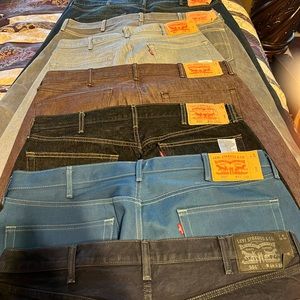 LEVI’S FOR SALE!!!!!!